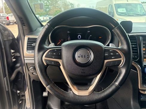 Used 2016 Jeep Grand Cherokee Overland image 18