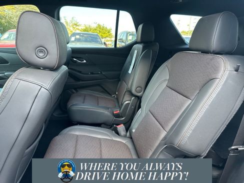 Used 2023 Chevrolet Traverse High Country w/ LPO, Cargo Package image 20