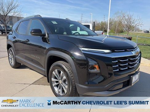 New 2026 Chevrolet Equinox LT w/ Convenience Package II AWD/4WD image 2