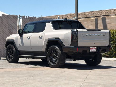 New 2026 GMC Hummer EV 4x4 Crew Cab image 6
