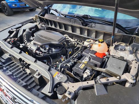 Used 2019 GMC Acadia Denali w/ Technology Package image 23