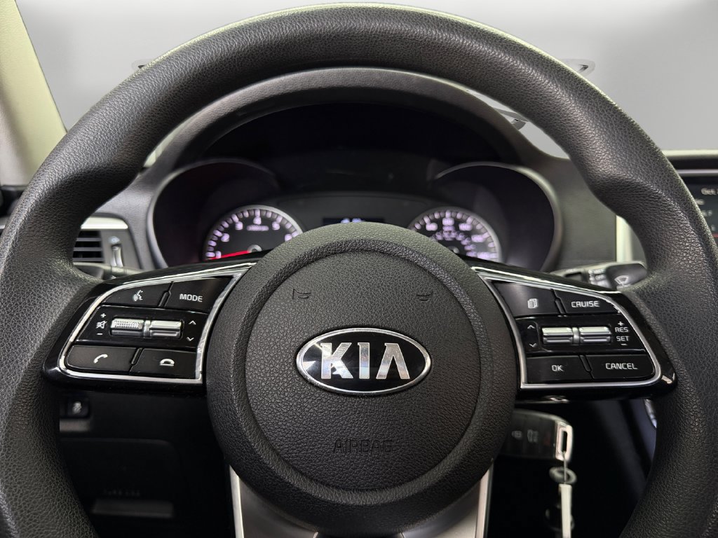 Used 2020 Kia Optima LX FWD image 18