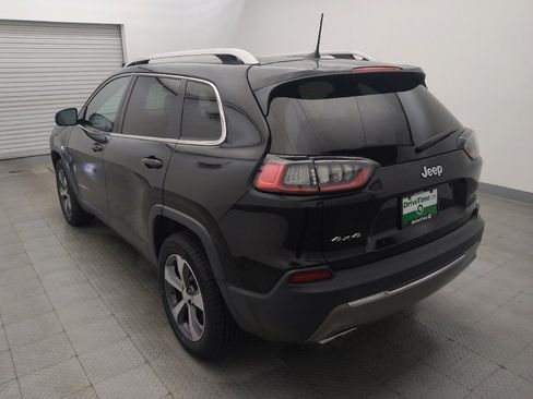 Used 2019 Jeep Cherokee Limited AWD/4WD image 5