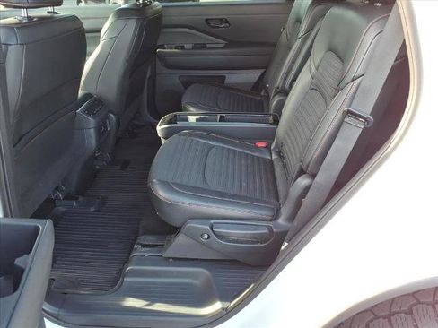Certified 2025 Nissan Pathfinder Rock Creek AWD/4WD image 15