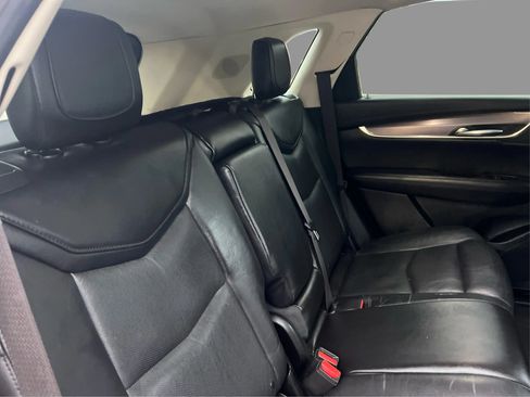 Used 2017 Cadillac XT5 Luxury w/ Driver Awareness Package FWD image 27