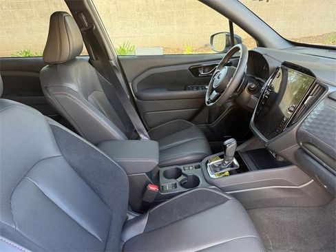 Used 2025 Subaru Forester Touring w/ Popular Package - Touring image 20