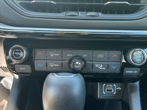 Used 2026 Jeep Compass Trailhawk AWD/4WD image 20
