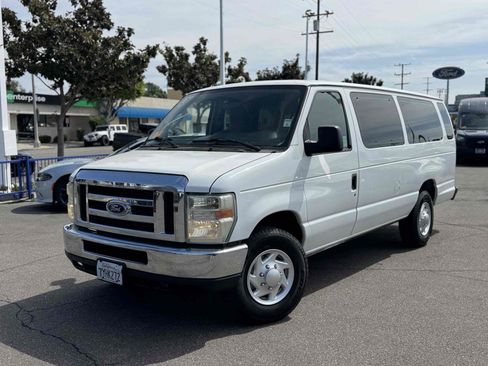Used 2011 Ford E-350 and Econoline 350 XLT RWD image 1