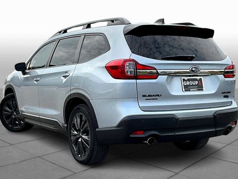 Used 2022 Subaru Ascent Onyx Edition image 11