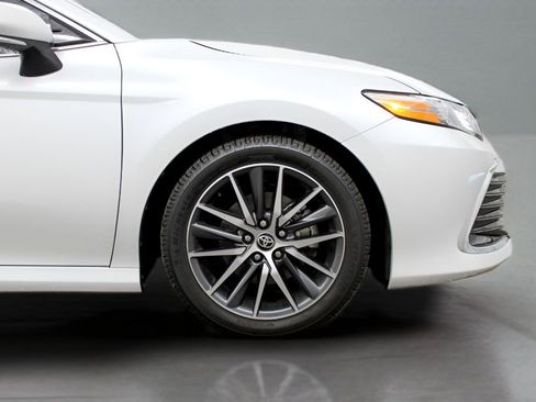Used 2023 Toyota Camry XLE w/ Navigation Package FWD image 42