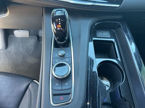 Used 2022 Cadillac Escalade ESV Sport w/ Touring Package image 24