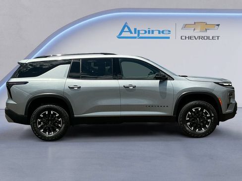 Used 2025 Chevrolet Traverse Z71 AWD/4WD image 6