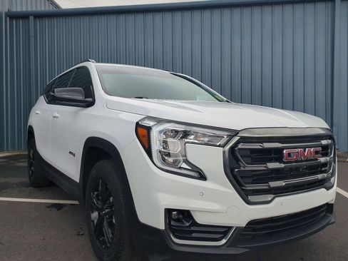 Used 2023 GMC Terrain AT4 w/ Infotainment Package II AWD/4WD image 3