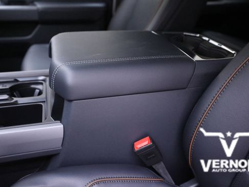 New 2026 Ford F250 Lariat w/ Chrome Package image 15