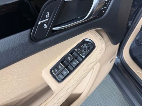 New 2026 Porsche Macan AWD/4WD image 21