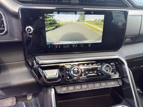 Used 2024 GMC Sierra 1500 Denali w/ Technology Package image 20