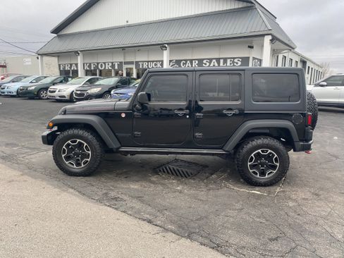 Used 2014 Jeep Wrangler Unlimited Rubicon image 6