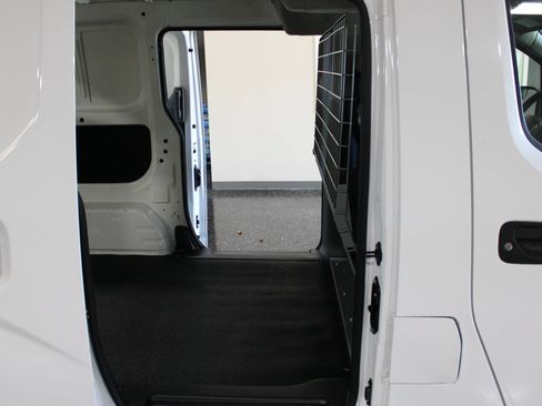 Used 2019 Nissan NV200 S w/ Cruise Control Package FWD image 27