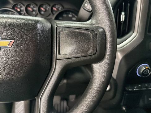 Used 2022 Chevrolet Silverado 1500 Custom AWD/4WD image 20