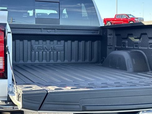 New 2026 GMC Sierra 1500 SLT w/ SLT Premium Plus Package image 11