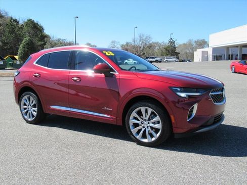 Used 2023 Buick Envision Avenir FWD image 2