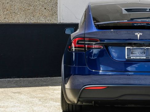 Used 2022 Tesla Model X Plaid AWD/4WD image 43