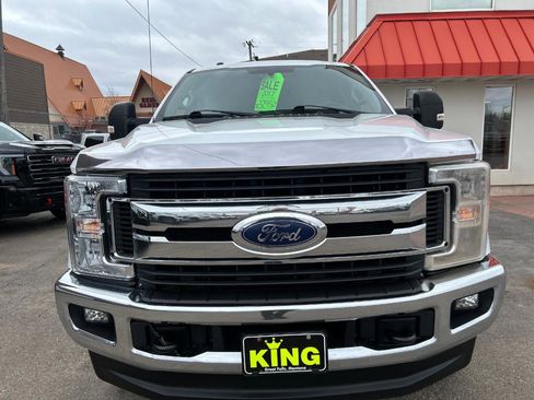 Used 2017 Ford F350 XLT w/ XLT Value Package image 3