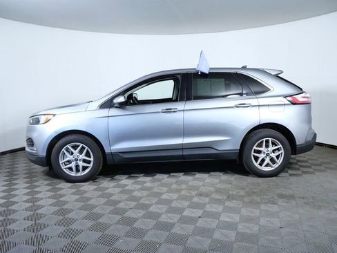 Used 2024 Ford Edge SEL w/ Convenience Package AWD/4WD image 6