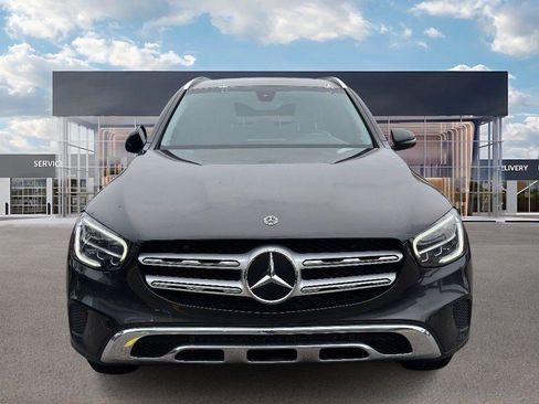 Used 2021 Mercedes-Benz GLC 300 GLC 300 w/ Premium Package image 2