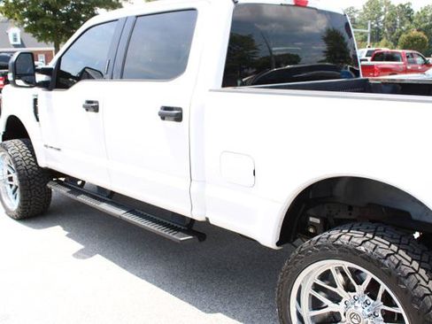 Used 2019 Ford F250 XLT AWD/4WD image 12