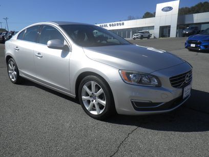 Used 2016 Volvo S60 T5 Premier w/ Convenience Package