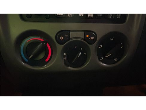 Used 2006 Chevrolet Colorado LT w/ LT Preferred Equipment Group AWD/4WD image 14
