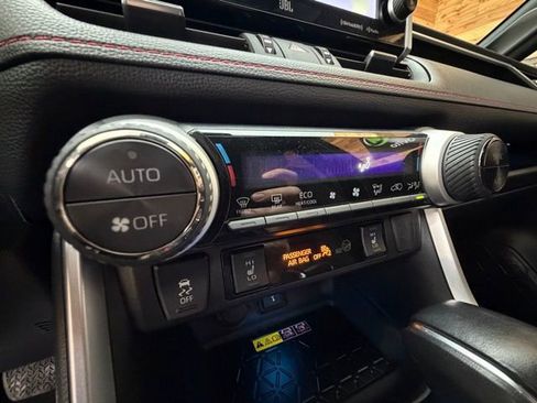 Used 2022 Toyota RAV4 XSE w/ Weather Package image 25