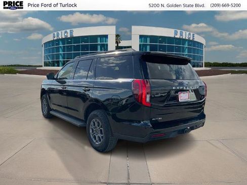 Certified 2025 Ford Expedition Active RWD image 7