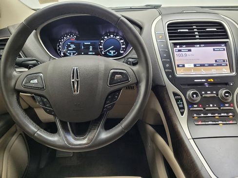 Used 2017 Lincoln MKX Select w/ Cargo Utility Package FWD image 22