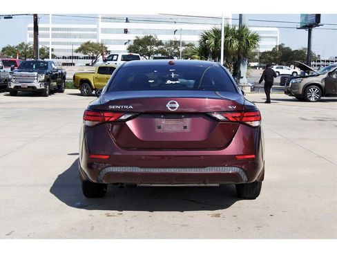 Used 2022 Nissan Sentra SV image 5