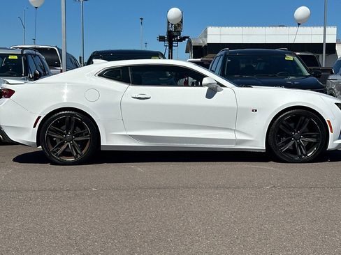 Used 2016 Chevrolet Camaro SS RWD image 4