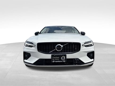 Certified 2024 Volvo S60 B5 Plus w/ Climate Package AWD/4WD image 5