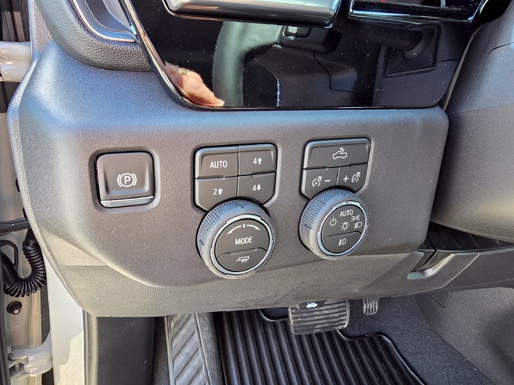 New 2026 Chevrolet Silverado 1500 RST w/ Convenience Package II AWD/4WD image 21