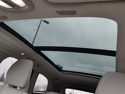 Certified 2023 Volvo XC60 B5 Plus w/ Climate Package image 25