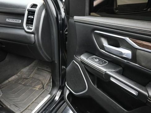 Used 2020 RAM 1500 Laramie AWD/4WD image 25