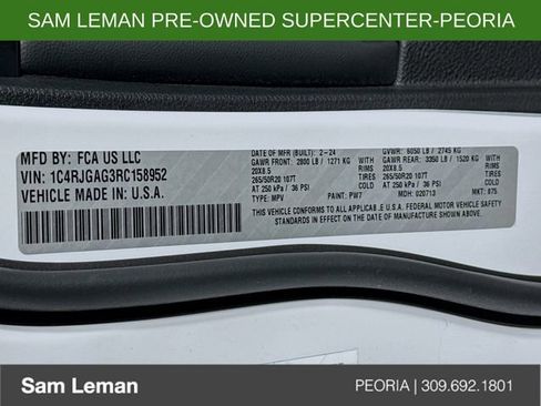 Used 2024 Jeep Grand Cherokee Altitude image 30