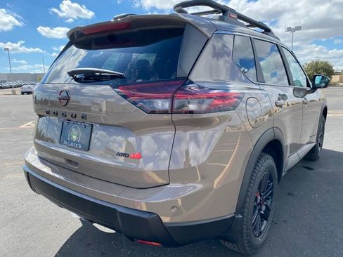 New 2026 Nissan Rogue SV image 7