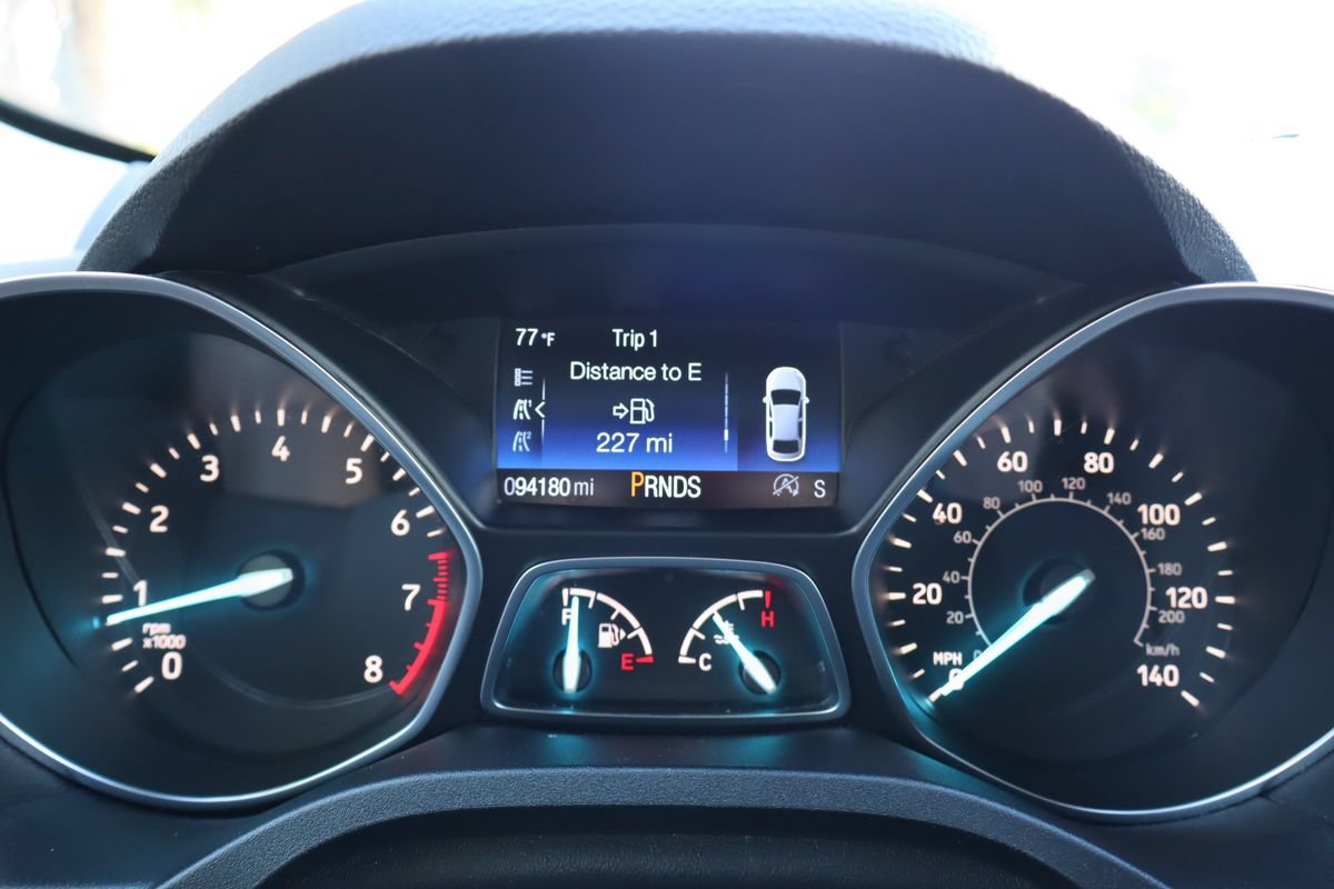 Used 2017 Ford Escape SE w/ Equipment Group 201A AWD/4WD image 33