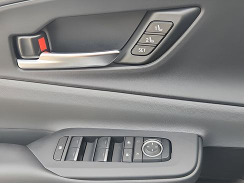 New 2026 Toyota Prius Limited FWD image 26