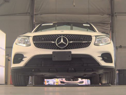 Used 2018 Mercedes-Benz GLC 43 AMG 4MATIC image 4