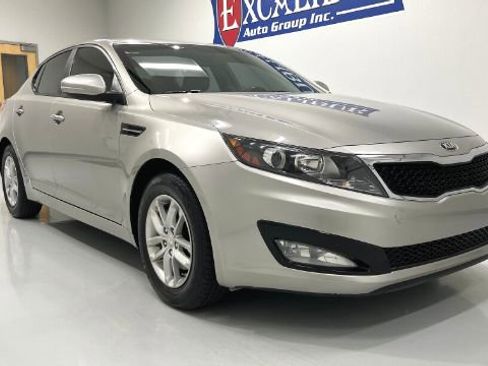 Used 2013 Kia Optima LX w/ Convenience Plus Pkg FWD image 4