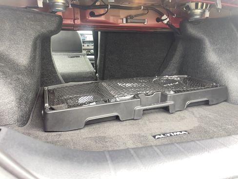 Used 2024 Nissan Altima 2.5 SL image 24