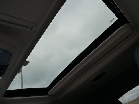 Certified 2025 Subaru Crosstrek 2.5i Limited w/ Popular Package #3A AWD/4WD image 32