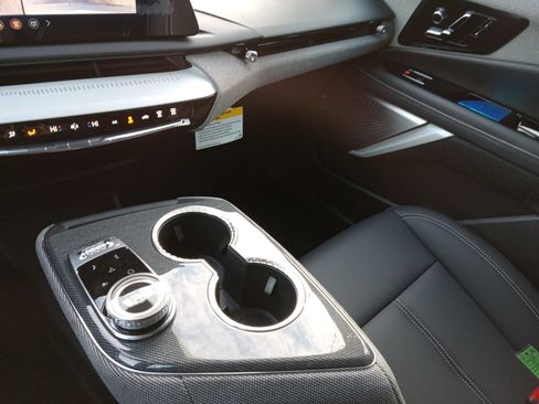 New 2026 Cadillac Optiq Sport 1 AWD/4WD image 19